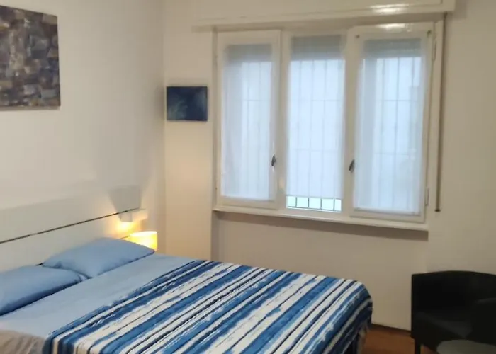 Melaverdeflat Porta Venezia-dateo Metro 4 * Milan