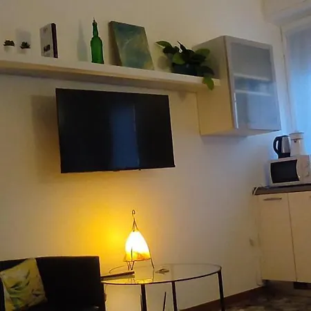 Apartment Melaverdeflat Porta Venezia-dateo Metro 4 Milan