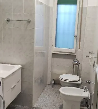 Apartment Melaverdeflat Porta Venezia-dateo Metro 4